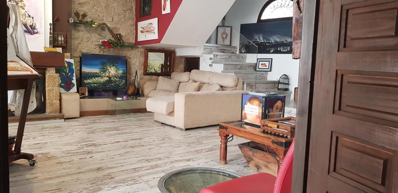 La Casa Del Pintor - Estudio De Arte En Baeza Eksteriør billede