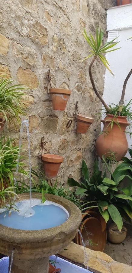 La Casa Del Pintor - Estudio De Arte En Baeza Eksteriør billede
