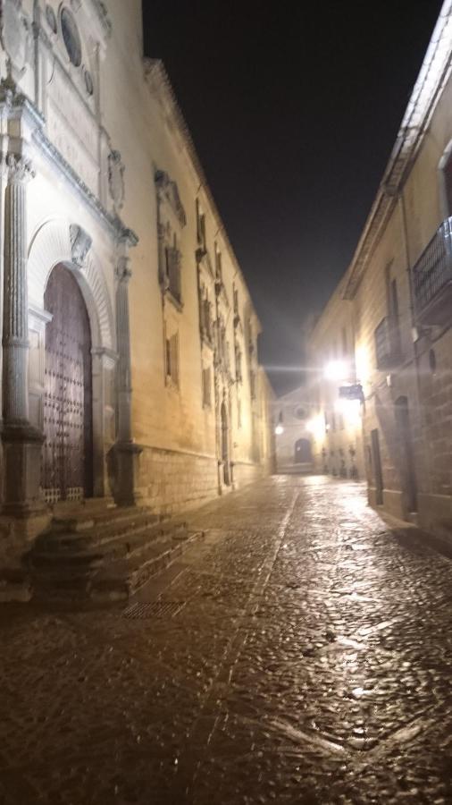 La Casa Del Pintor - Estudio De Arte En Baeza Eksteriør billede