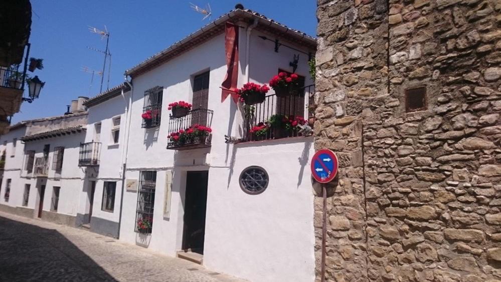 La Casa Del Pintor - Estudio De Arte En Baeza Eksteriør billede